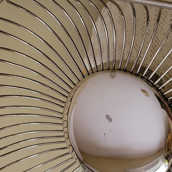 Elegance Silver Plated Fruit Basket - Picture 5 of 5